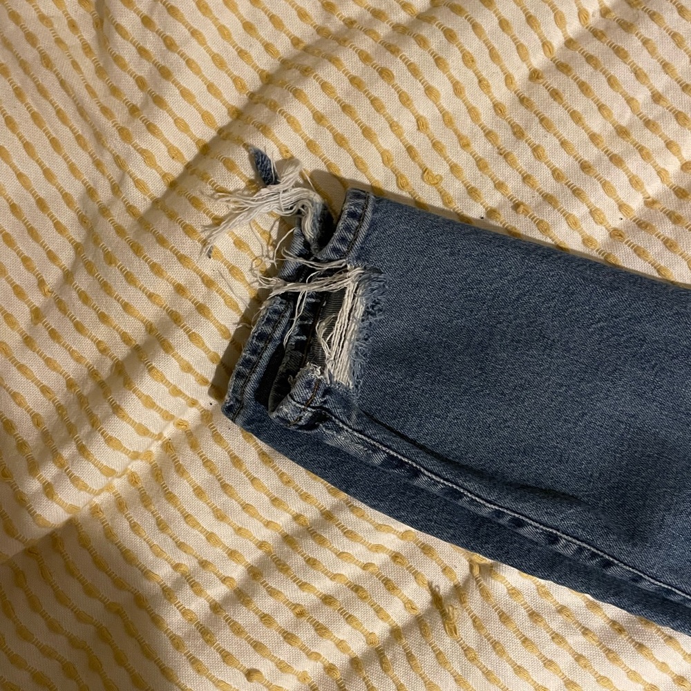 Agolde Distressed Jeans - Picture 6 of 7